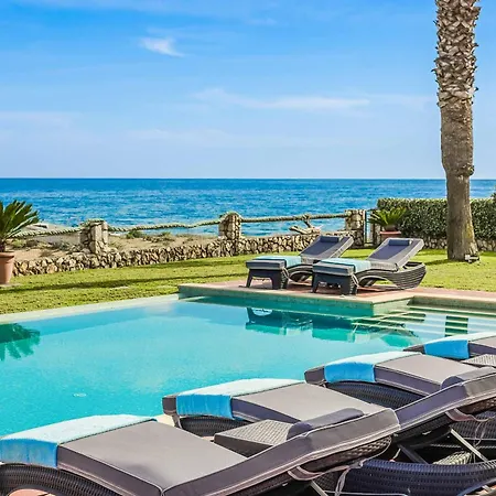 Sunset Minies Villa